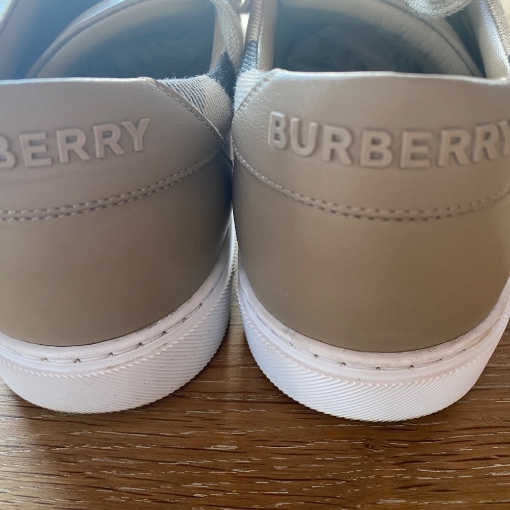 Shoes - Picture 11 of 15
